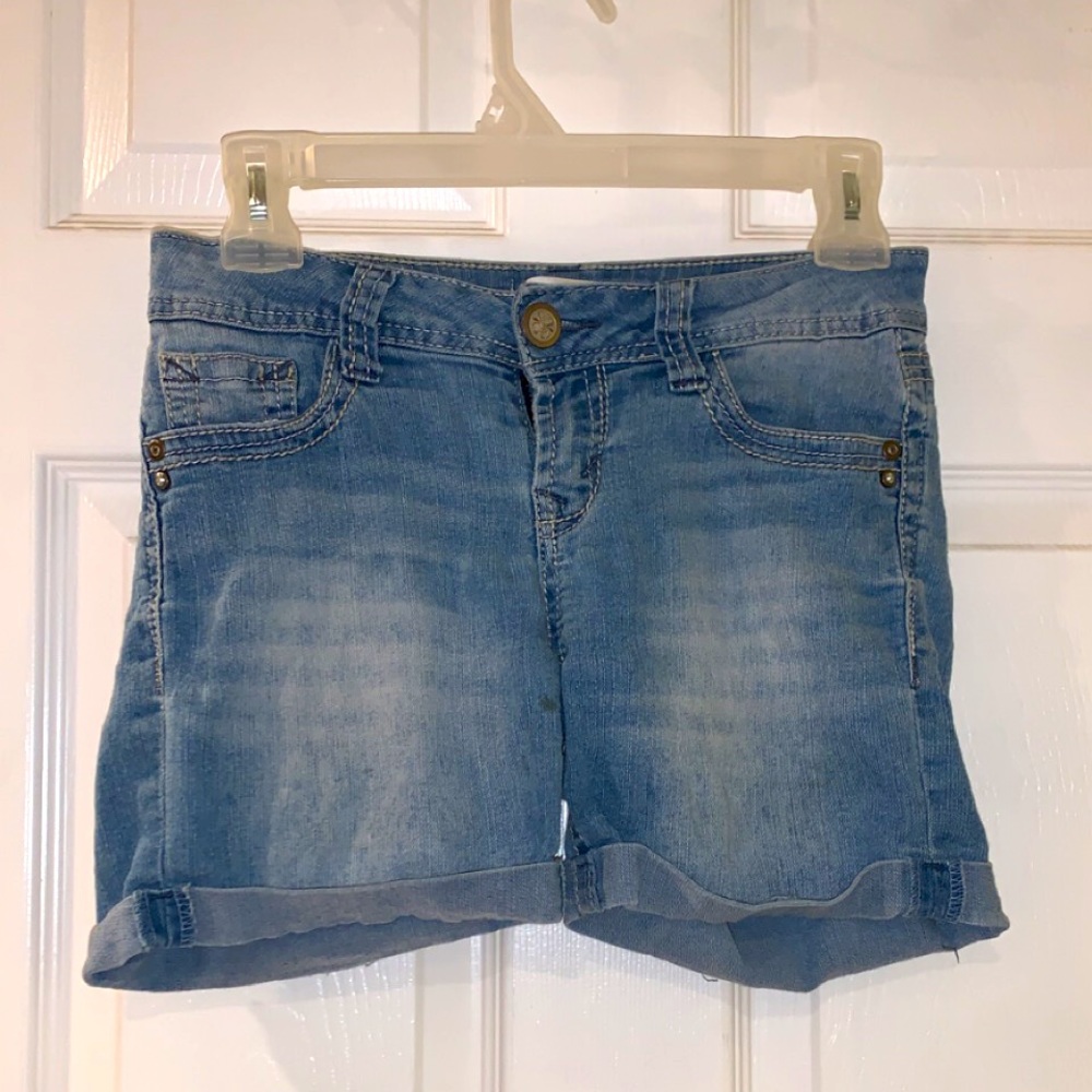 Jean Short Shorts - No Boundaries